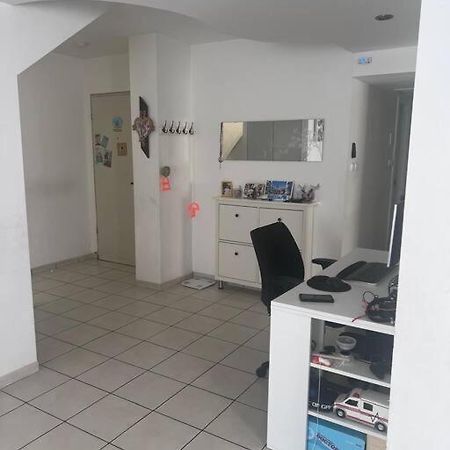 Appartement דופלקס משפחתי בשכונת מנחם בגין à Ramla Extérieur photo